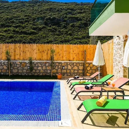 Bezirgan Village 2 Bedroom *