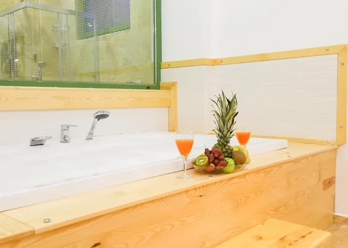 Bezirgan Village 2 Bedroom *