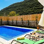 Villa Bezirgan Village 2 Bedroom Kalkan